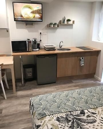 Studio Green Proche De Lyon Meyzieu Zewnętrze zdjęcie